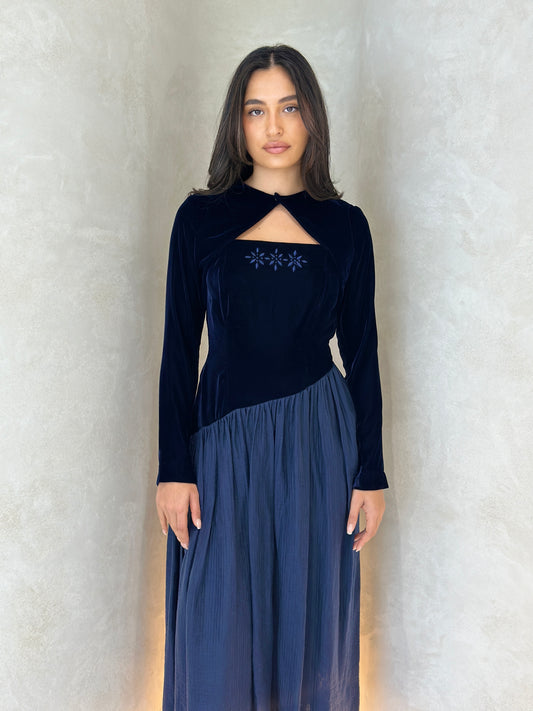 dark sapphire